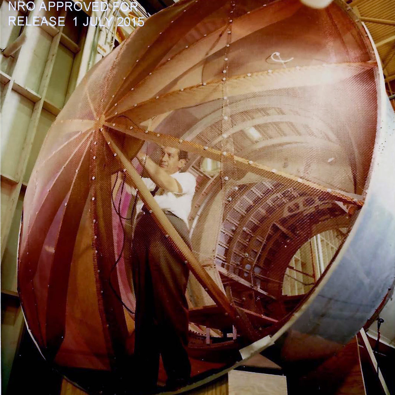 Illustration for article titled Newly Declassified Photos Show The Crewed USAF Spy Spacecraft That Almost Was